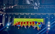 九五至尊VI-全域“东北超”第二现场解锁文旅体商融合新玩法